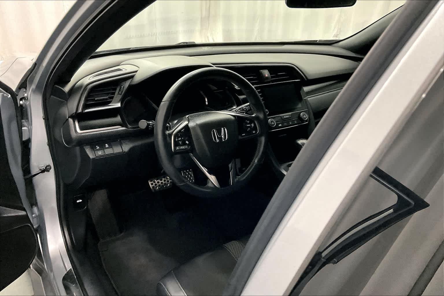 2021 Honda Civic Hatchback Sport - Photo 8