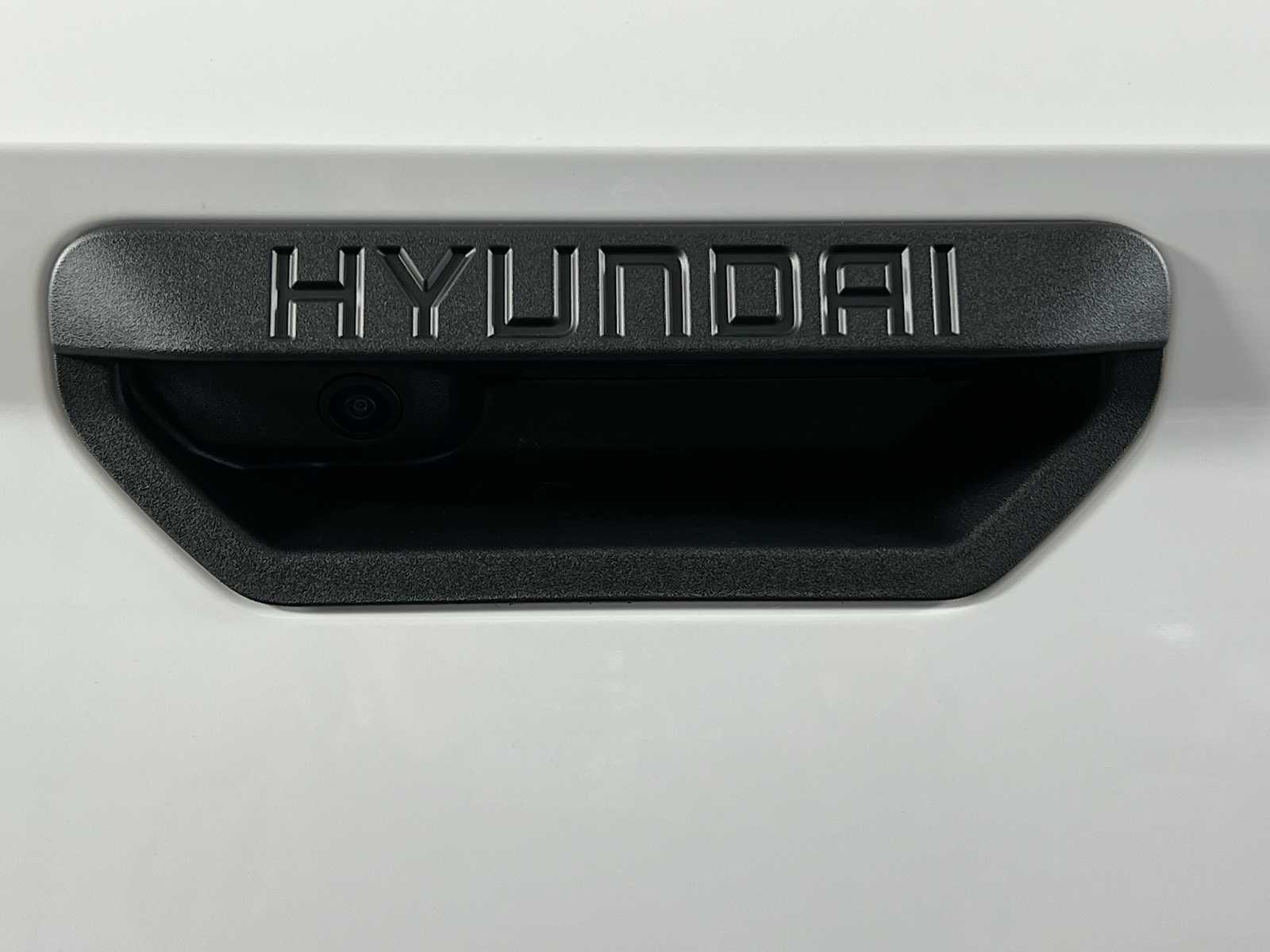 2024 Hyundai Santa Cruz SEL AWD - Photo 17