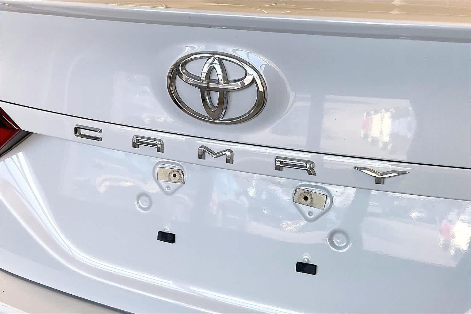 2022 Toyota Camry SE - Photo 27