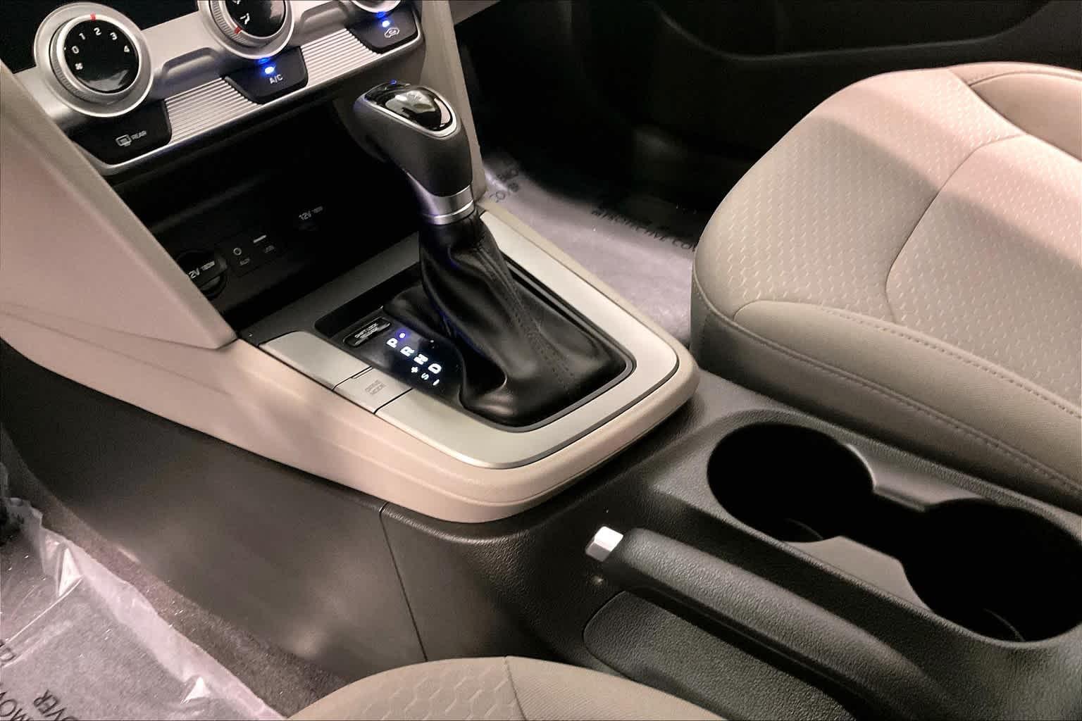 2019 Hyundai Elantra SEL - Photo 20