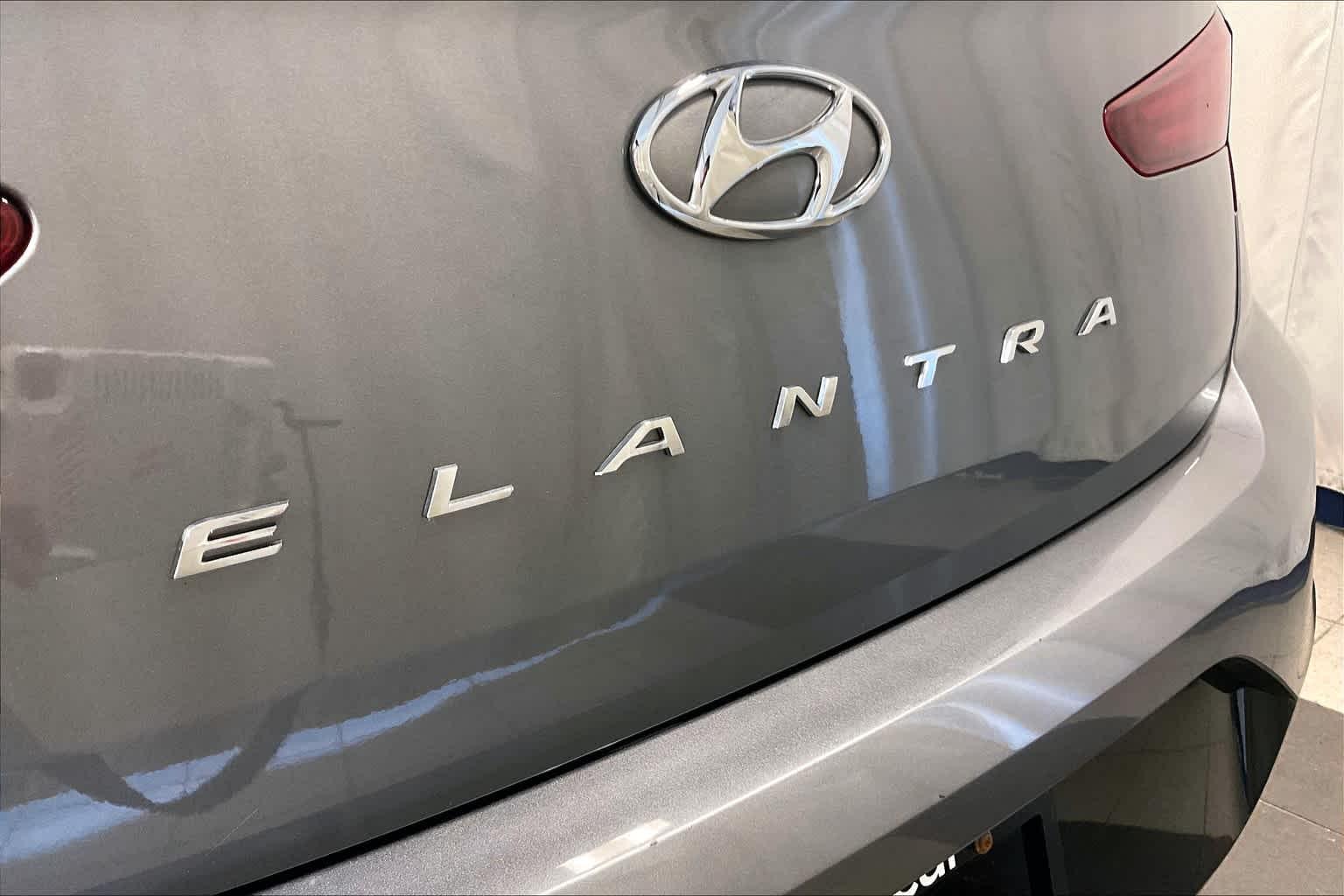 2019 Hyundai Elantra SEL - Photo 27