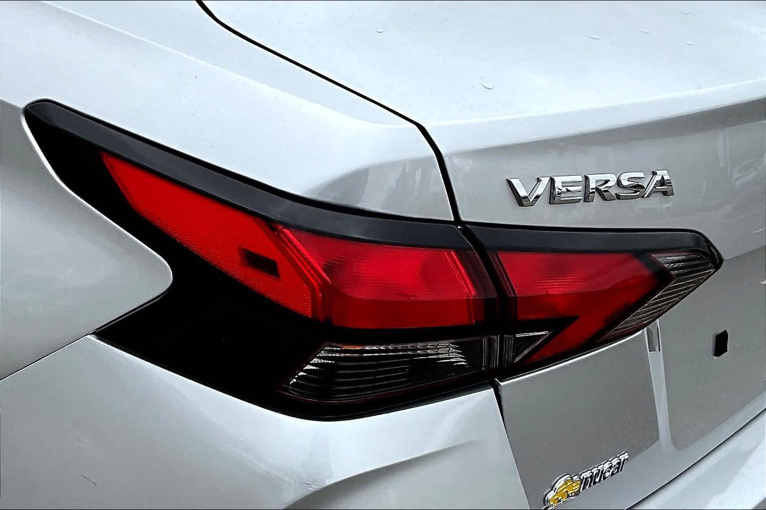 2021 Nissan Versa SV - Photo 31