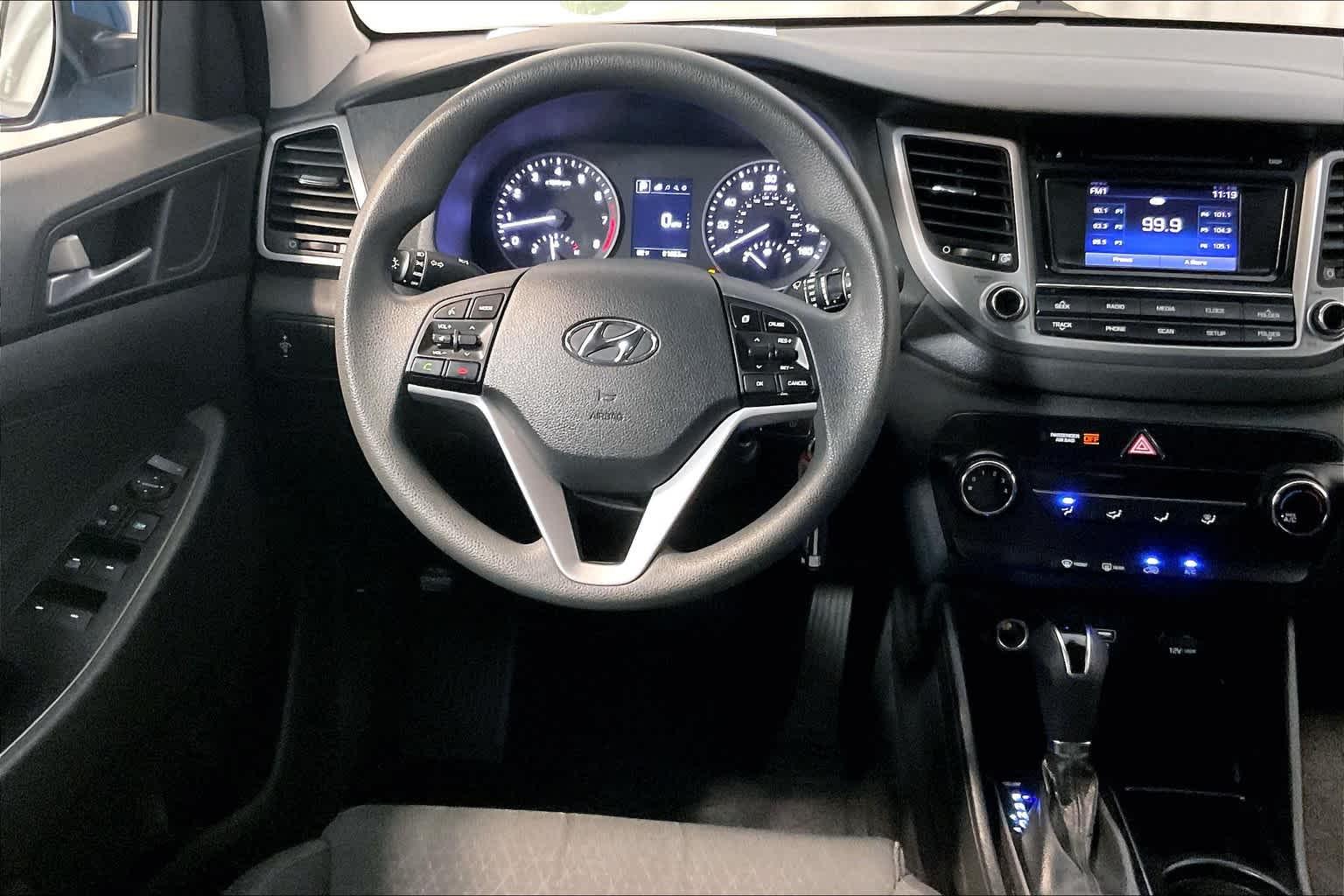 2018 Hyundai Tucson SE - Photo 17