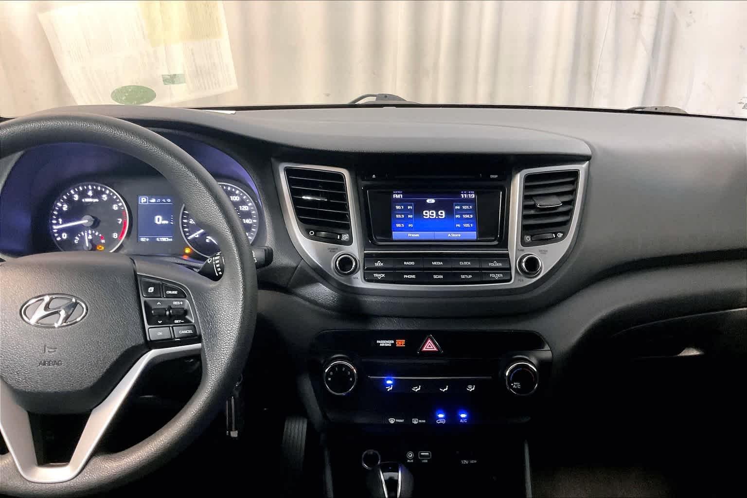 2018 Hyundai Tucson SE - Photo 18