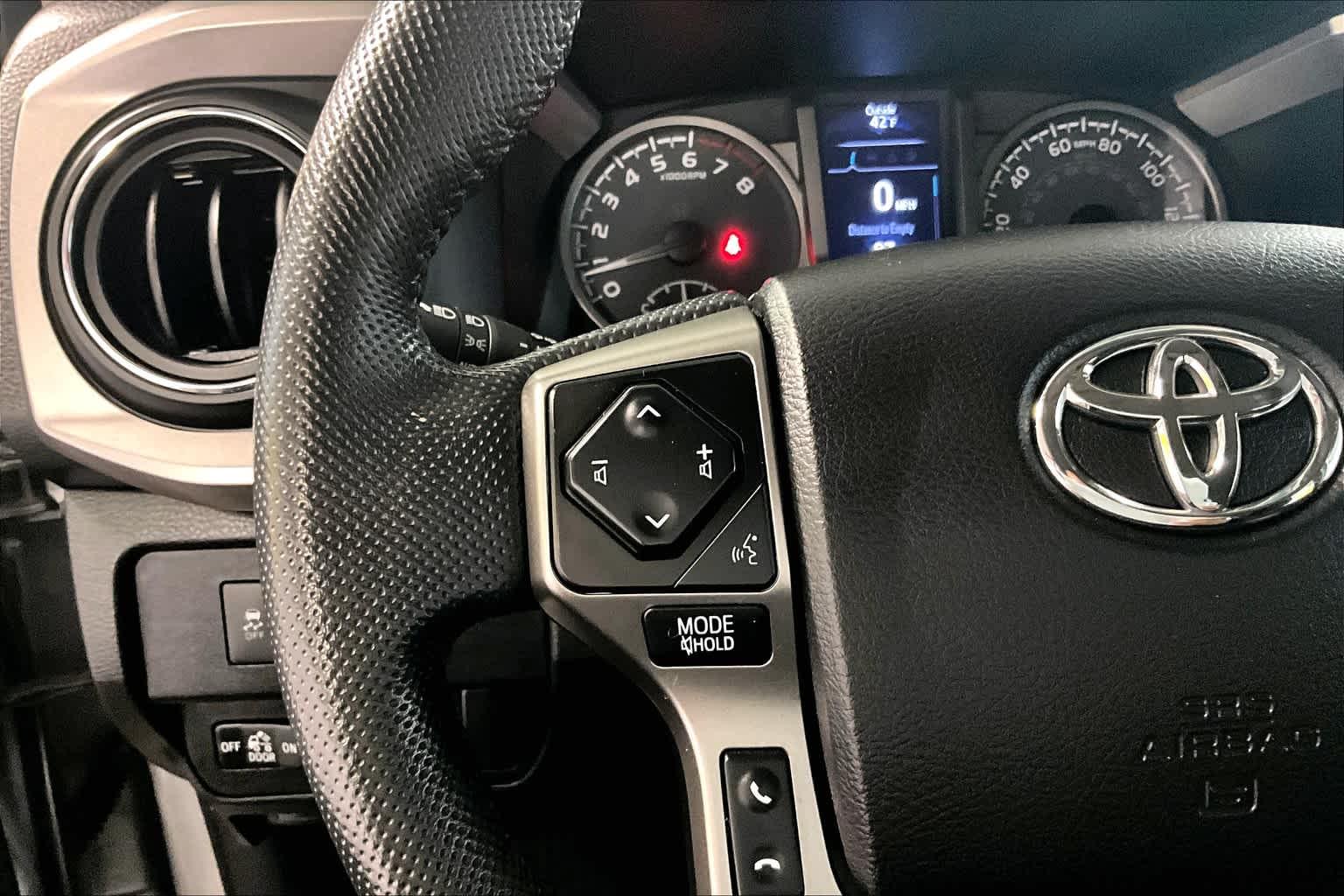 2021 Toyota Tacoma SR5 Double Cab 5 Bed V6 AT - Photo 22