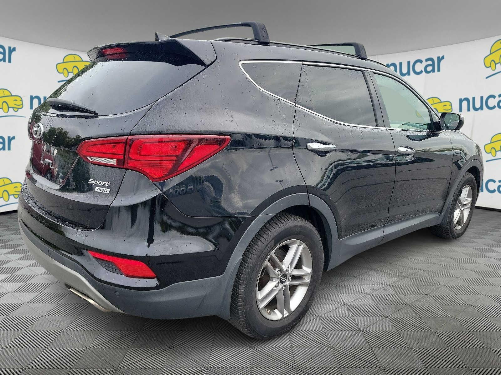 2017 Hyundai Santa Fe Sport 2.4L - Photo 6