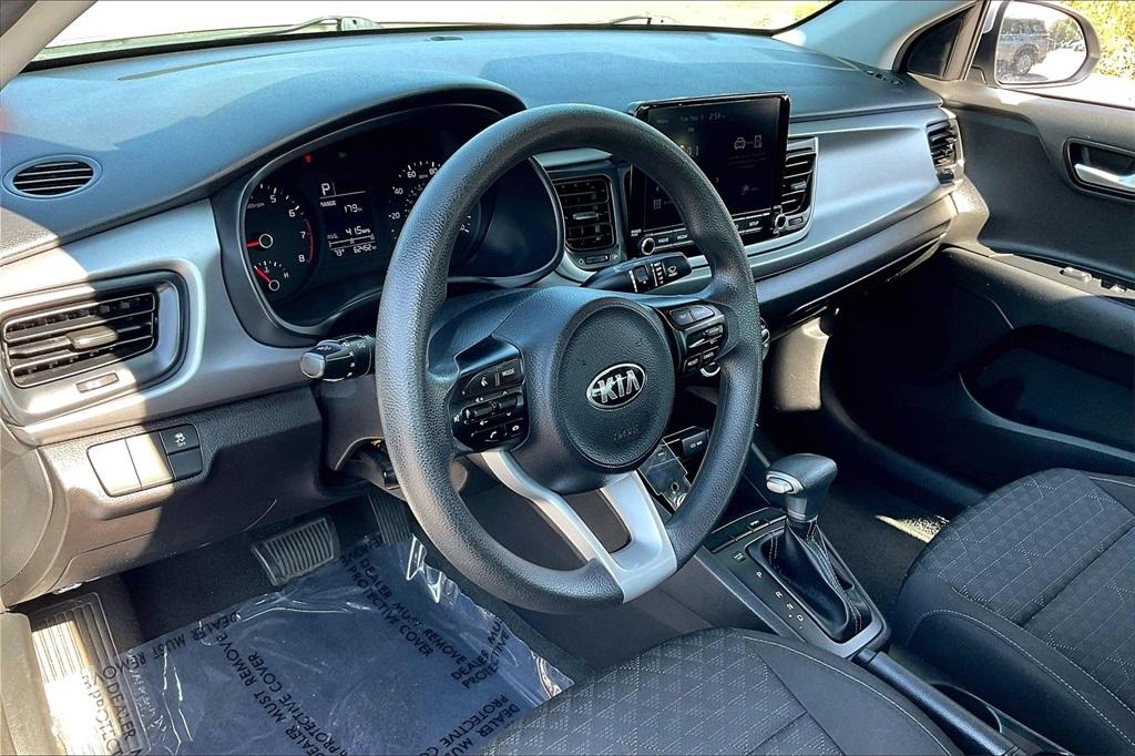 2021 Kia Rio S - Photo 8