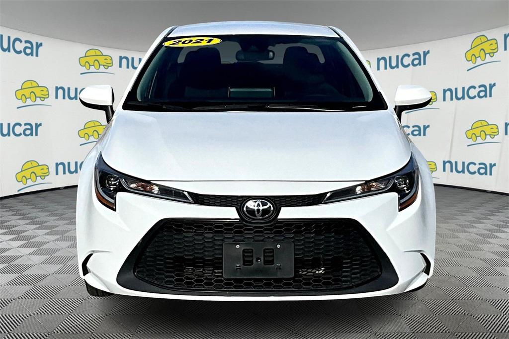 2021 Toyota Corolla LE - Photo 2