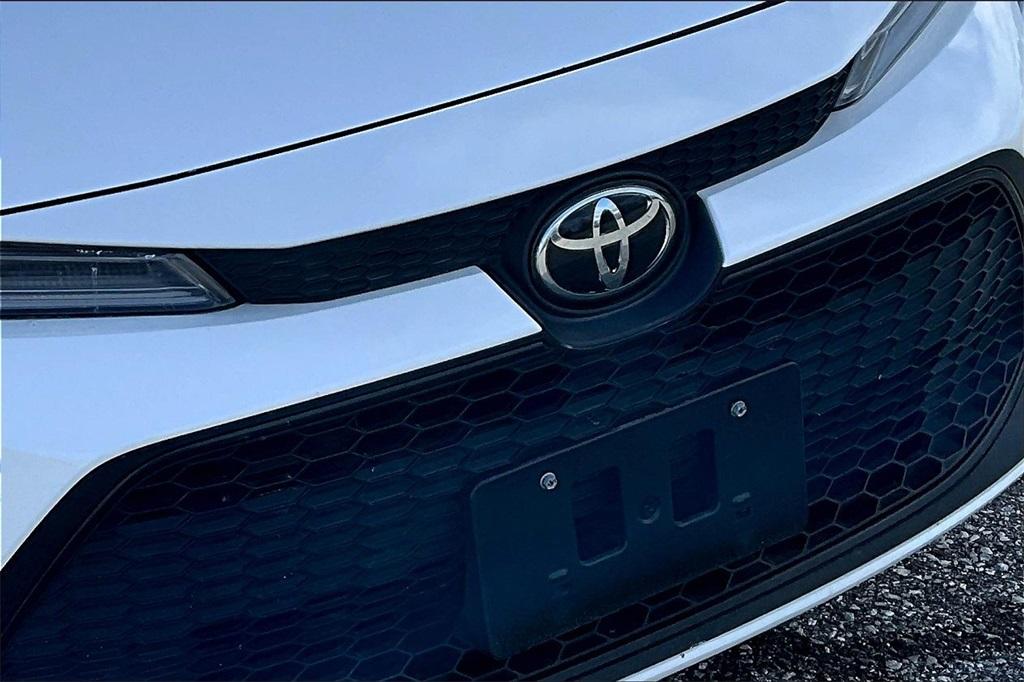 2021 Toyota Corolla LE - Photo 31