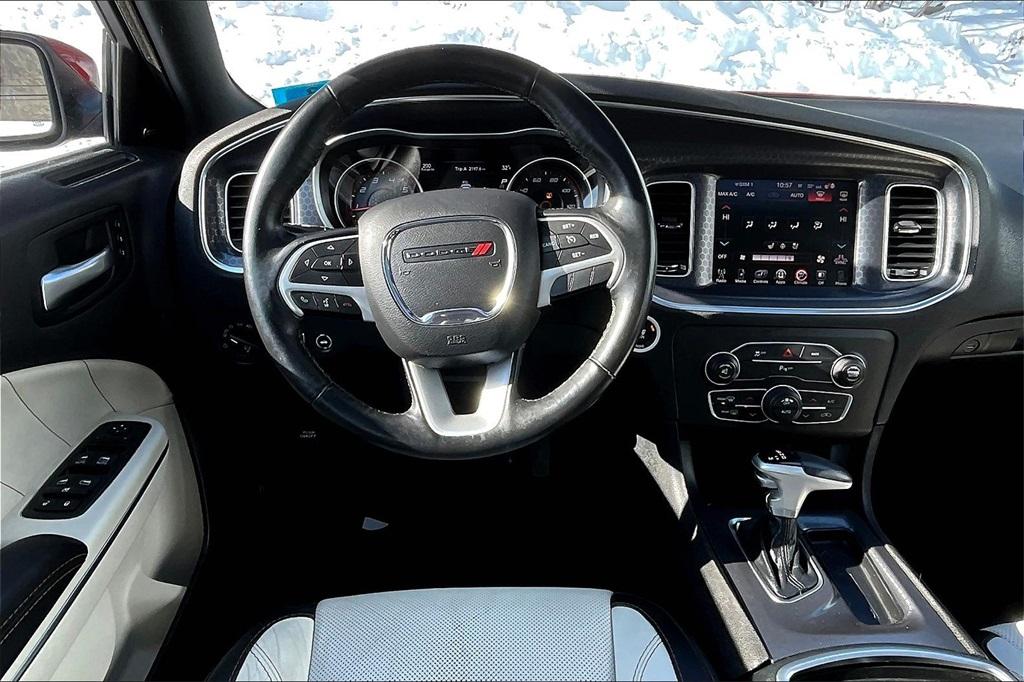 2016 Dodge Charger V6 - Photo 17