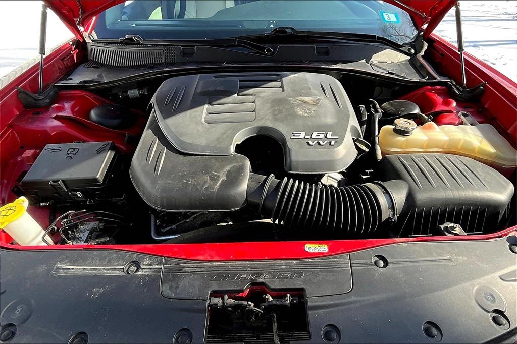 2016 Dodge Charger V6 - Photo 28