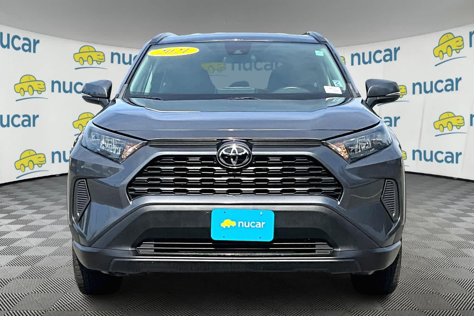 2021 Toyota RAV4 LE - Photo 2