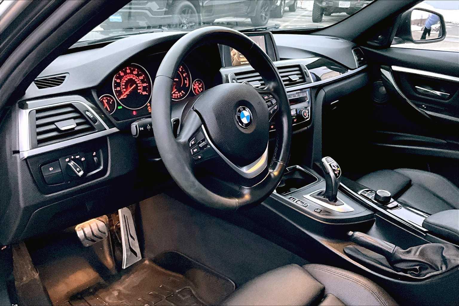 2017 BMW 3 Series 340i xDrive - Photo 8