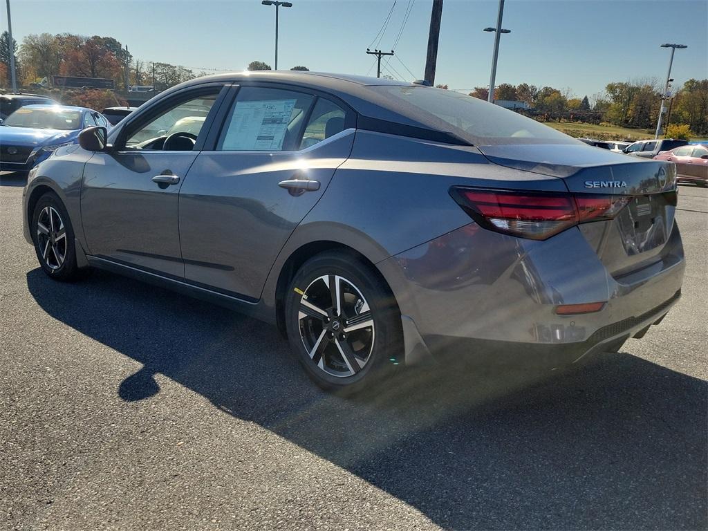 2025 Nissan Sentra SV - Photo 3