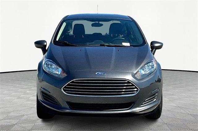 2018 Ford Fiesta SE - Photo 2