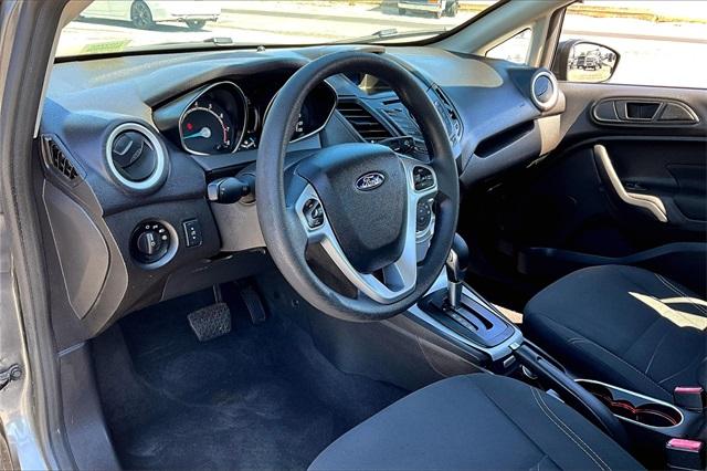 2018 Ford Fiesta SE - Photo 8