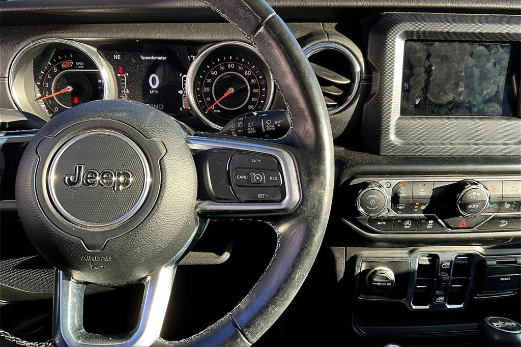 2020 Jeep Wrangler Unlimited Sahara - Photo 24