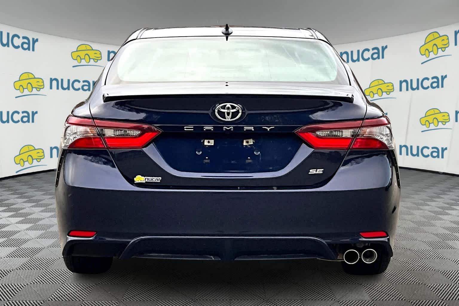 2021 Toyota Camry SE - Photo 5