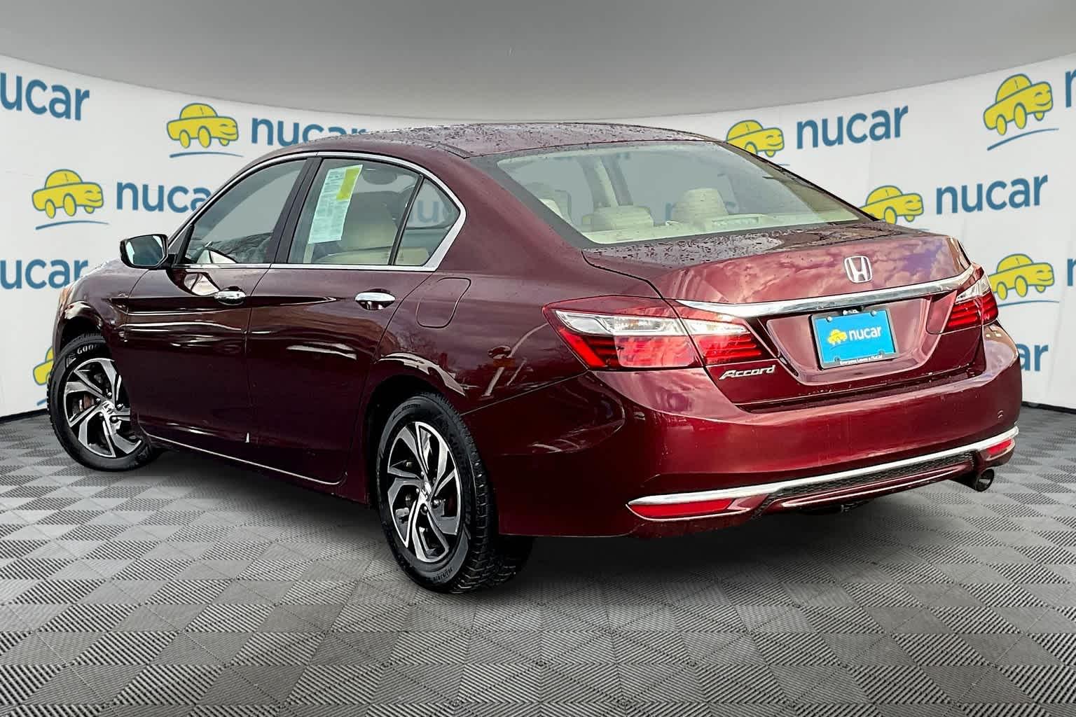 2016 Honda Accord LX - Photo 4