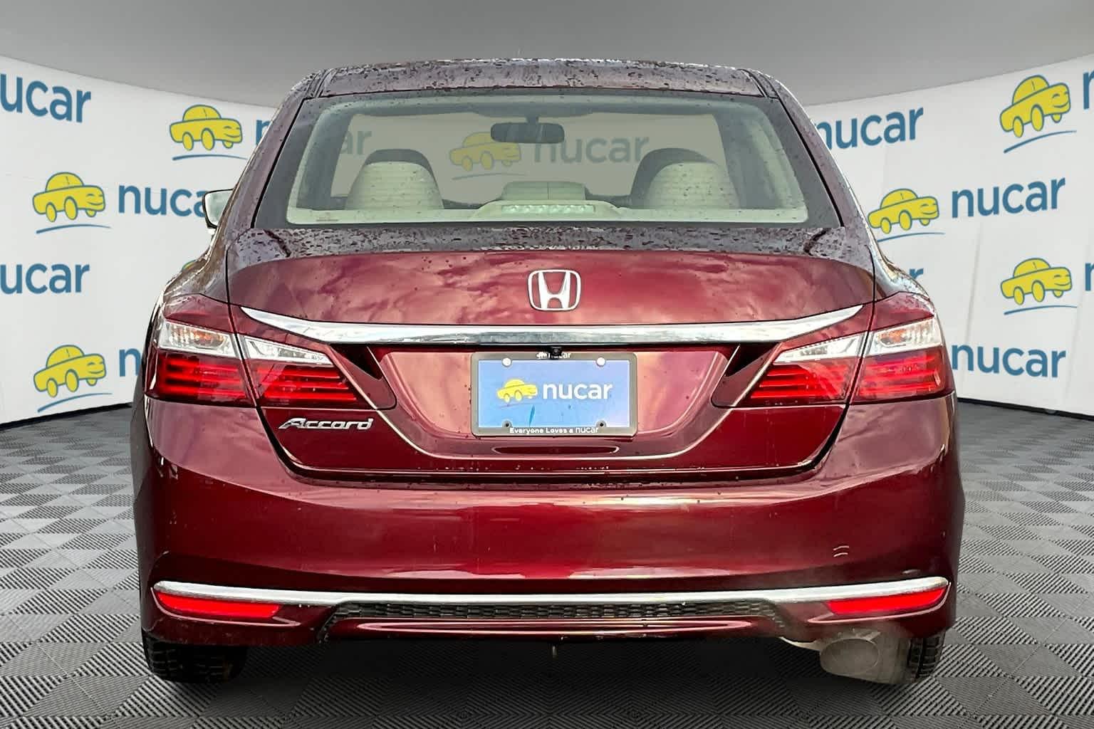 2016 Honda Accord LX - Photo 5