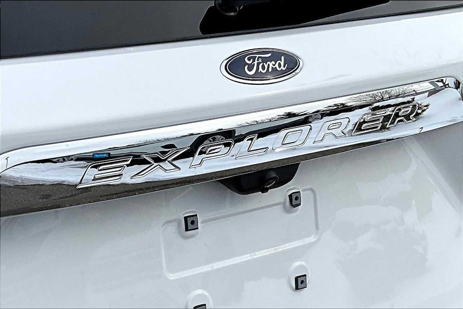 2022 Ford Explorer XLT - Photo 29