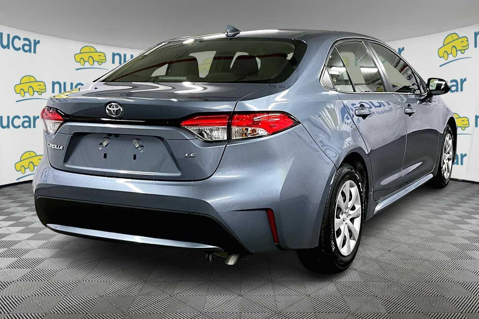 2022 Toyota Corolla LE - Photo 6