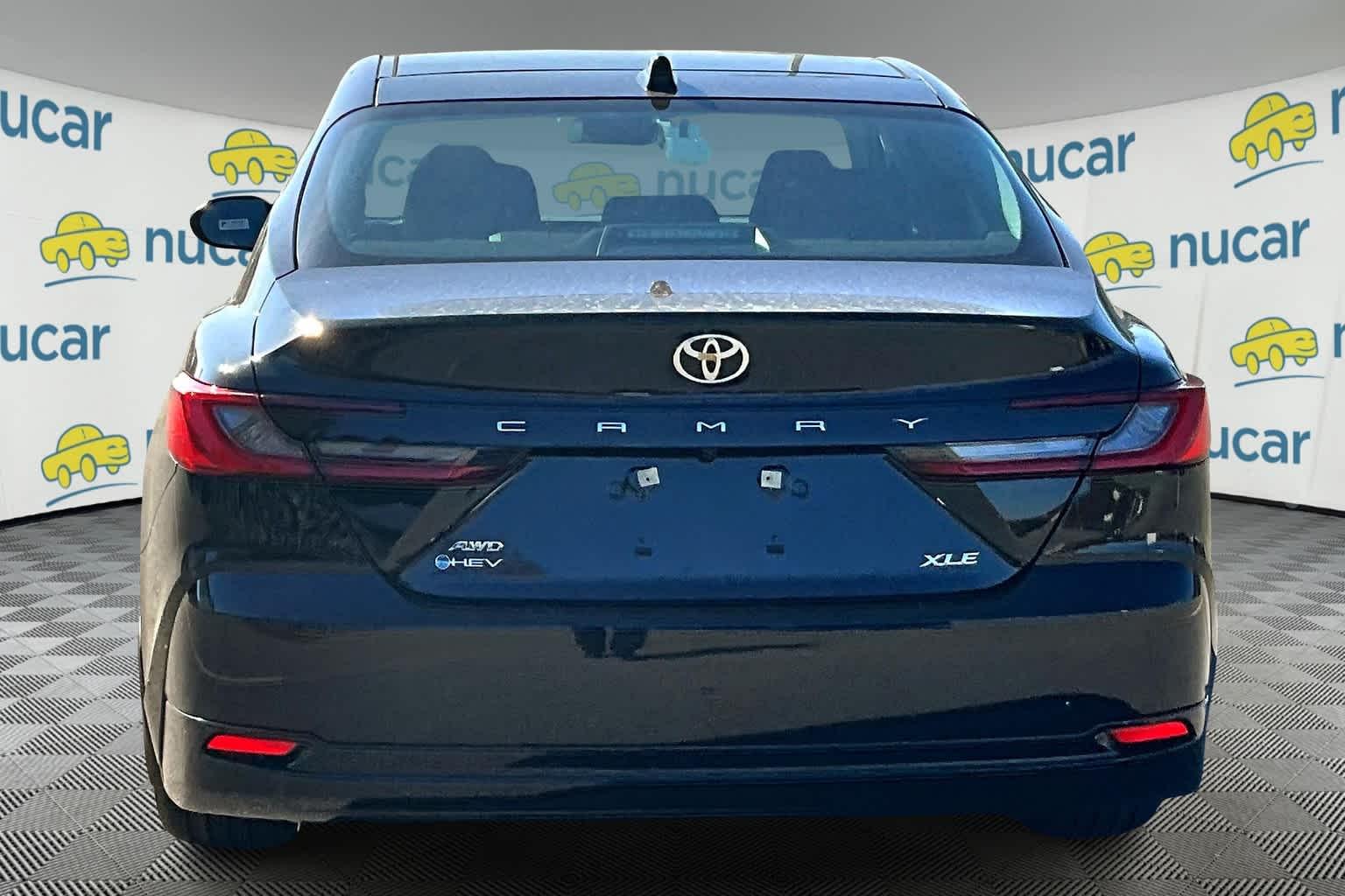 2025 Toyota Camry XLE - Photo 5