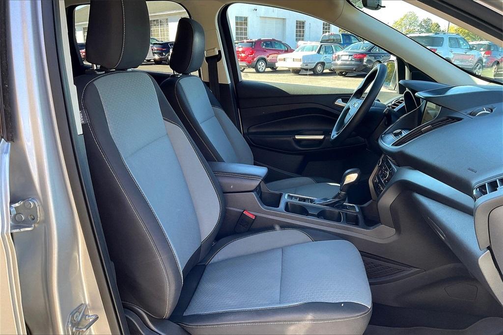 2019 Ford Escape SE - Photo 11