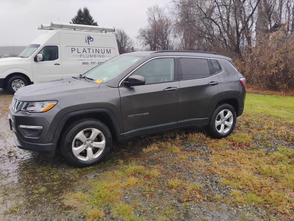 2020 Jeep Compass Latitude - Photo 2