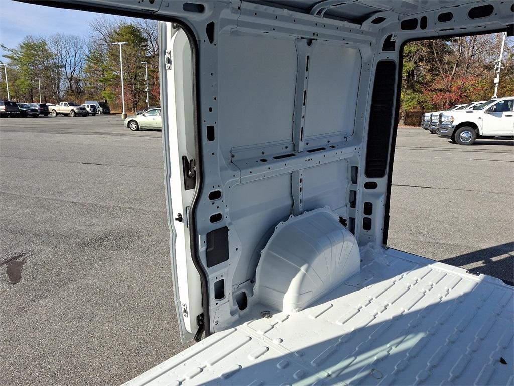 2025 Ram ProMaster 1500 Low Roof - Photo 18