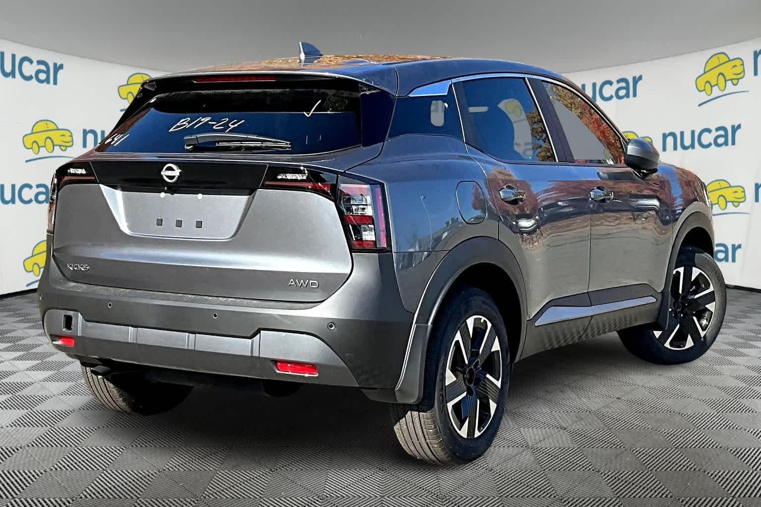 2025 Nissan Kicks SV - Photo 6