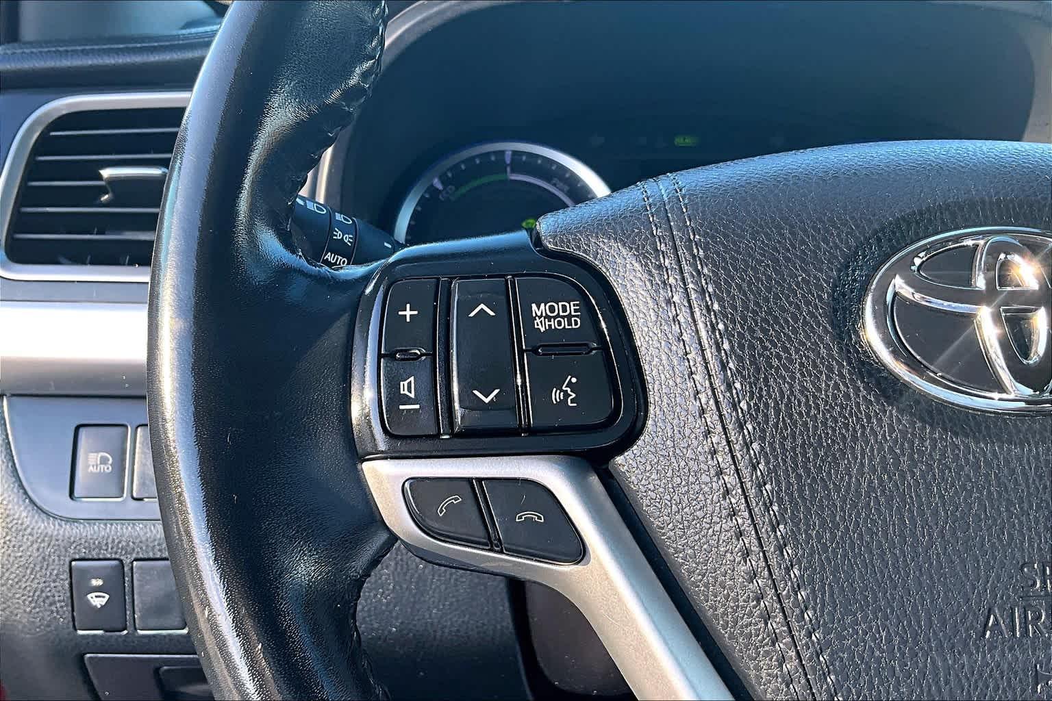 2019 Toyota Highlander Hybrid XLE - Photo 24