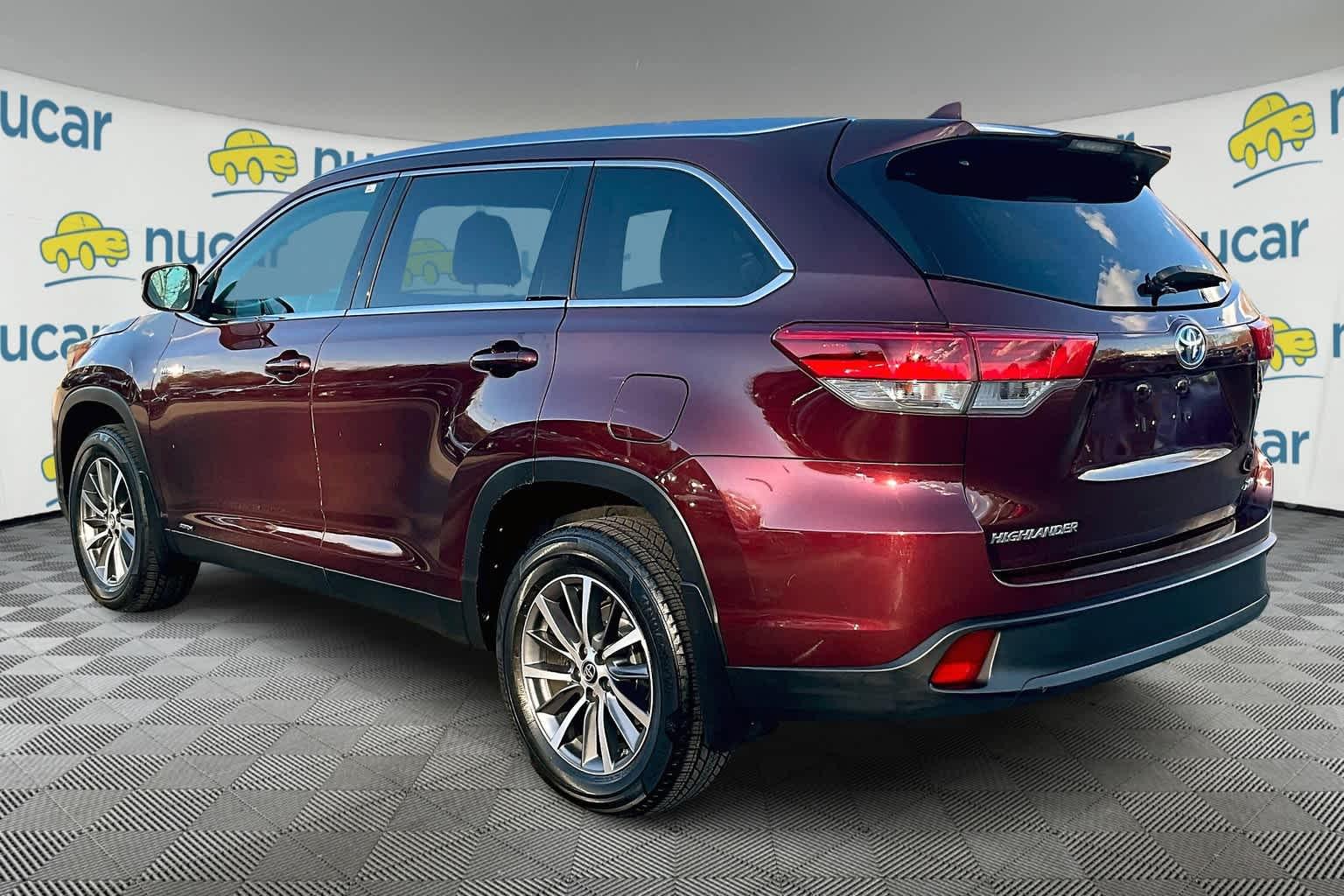 2019 Toyota Highlander Hybrid XLE - Photo 4