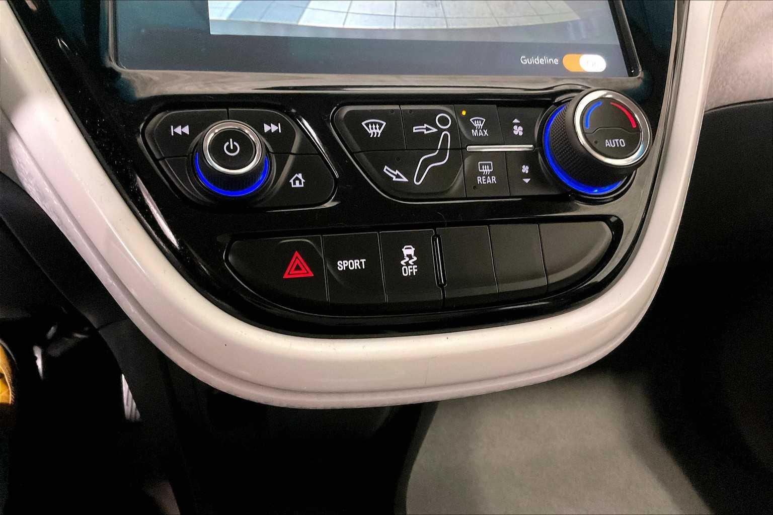 2018 Chevrolet Bolt EV LT - Photo 25