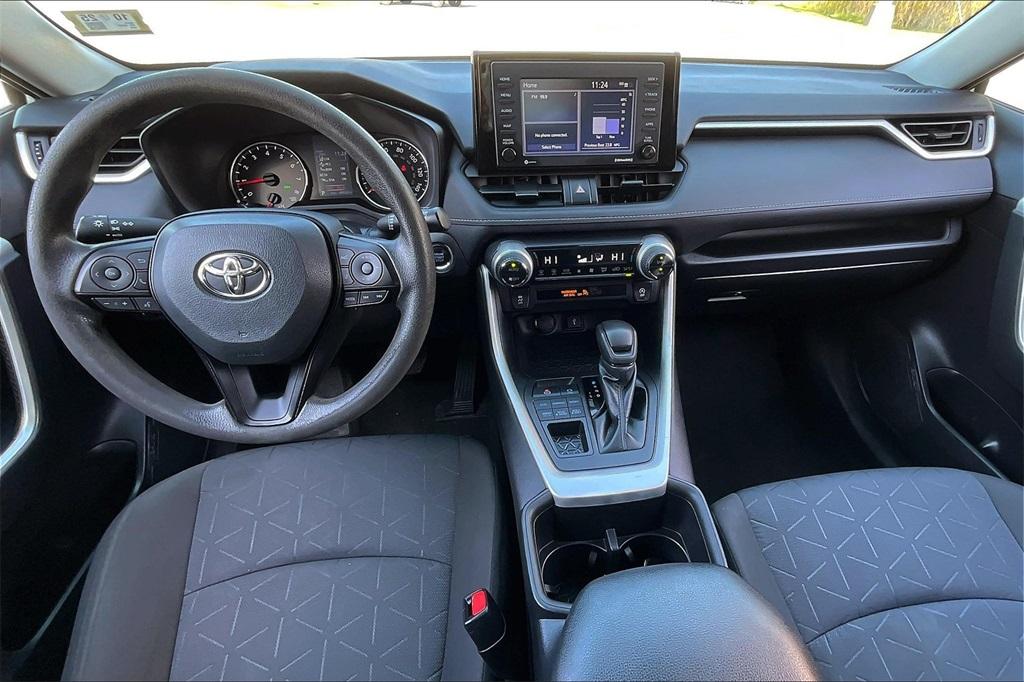 2022 Toyota RAV4 XLE - Photo 21