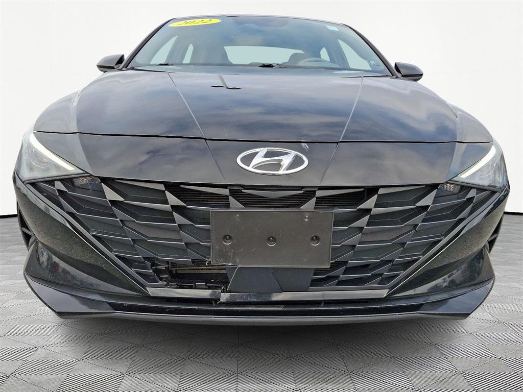 2022 Hyundai Elantra SEL - Photo 2