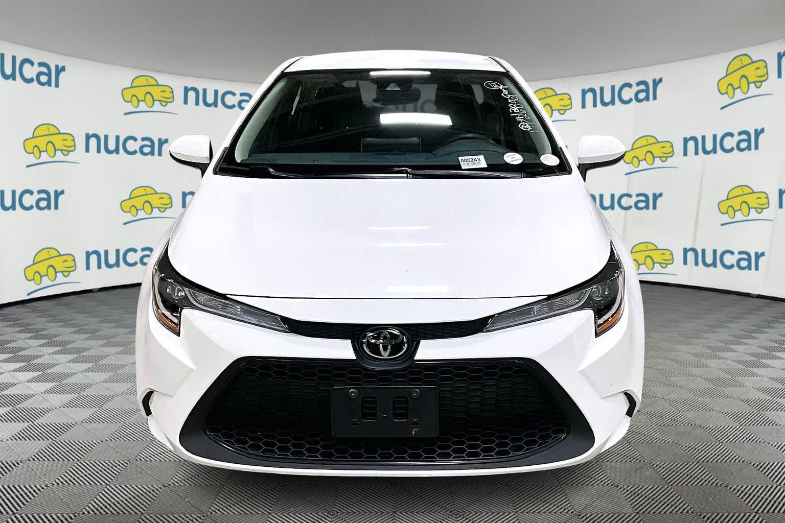 2021 Toyota Corolla LE - Photo 2