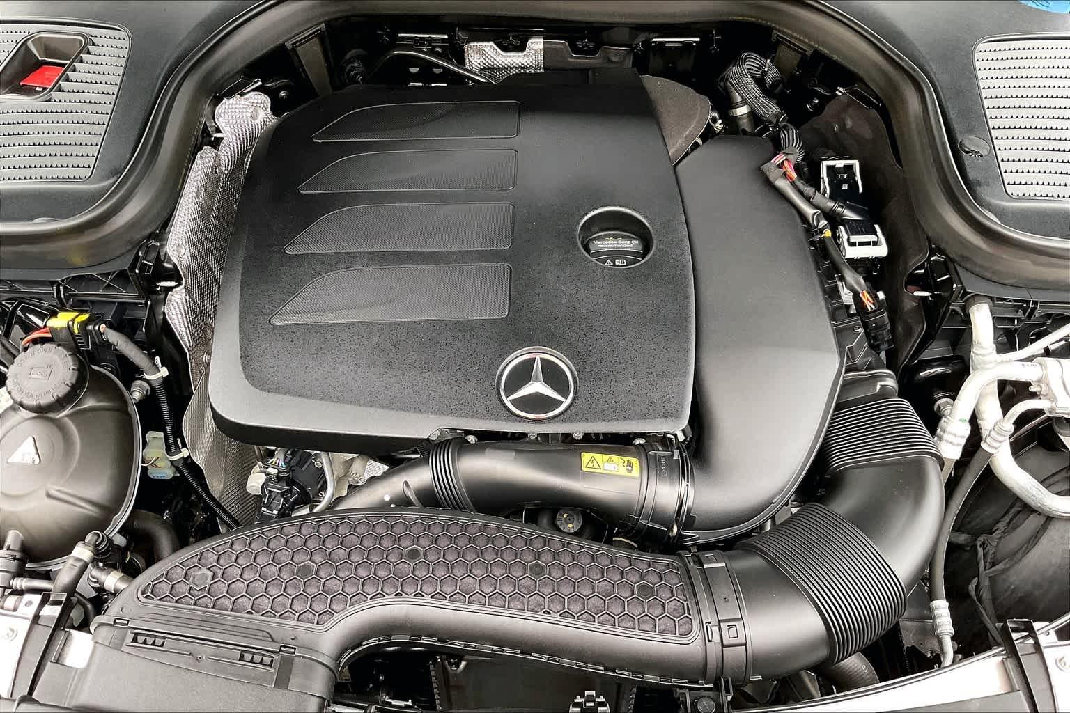 2021 Mercedes-Benz GLC GLC 300 - Photo 34