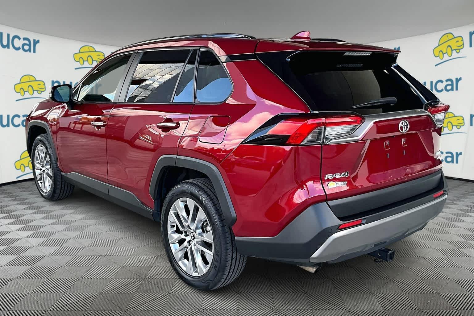 2021 Toyota RAV4 Limited - Photo 4