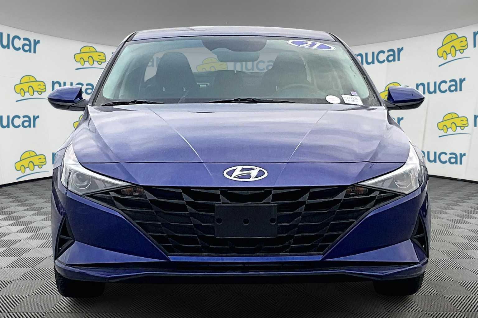 2021 Hyundai Elantra SEL - Photo 2