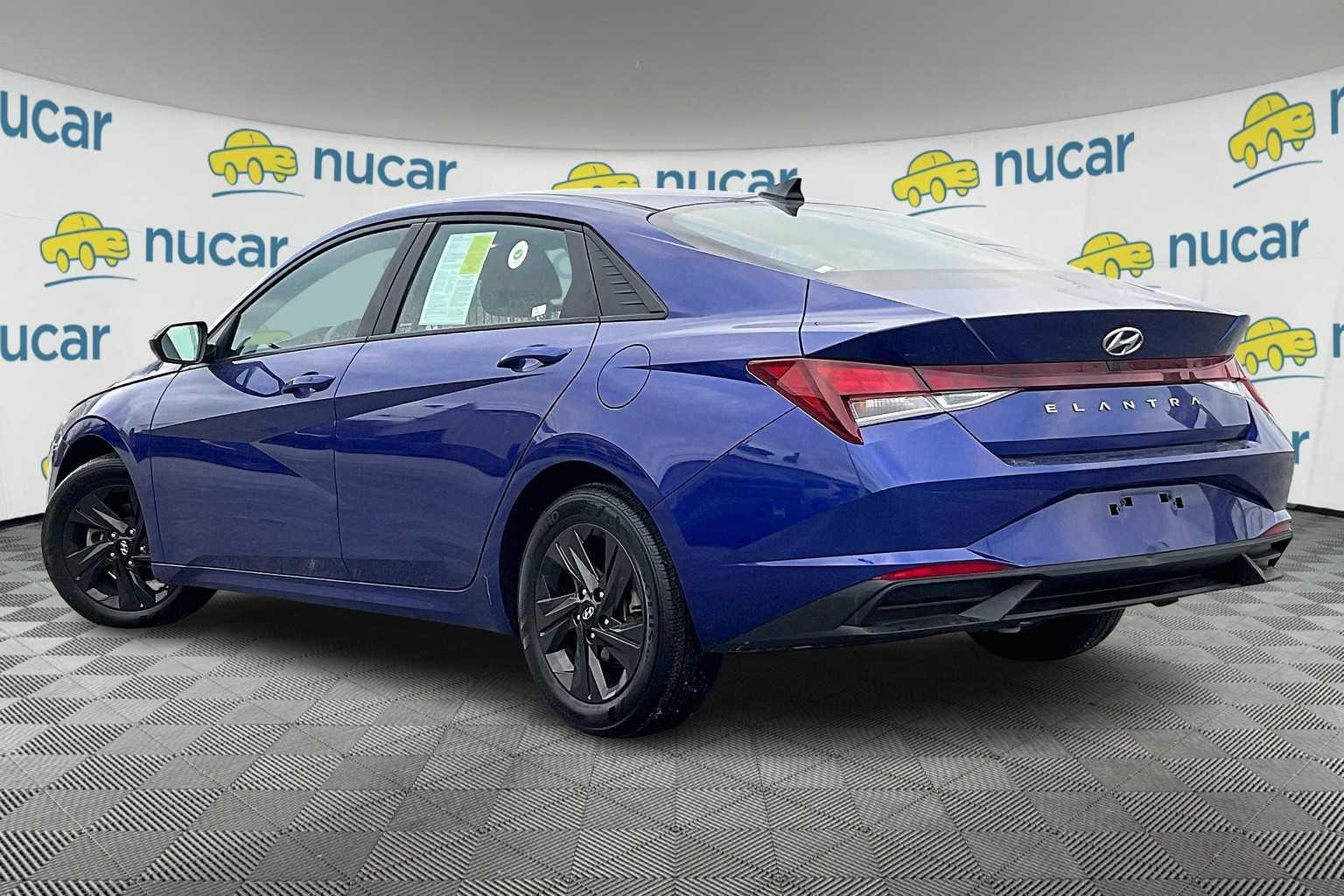 2021 Hyundai Elantra SEL - Photo 4