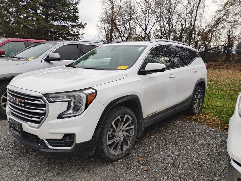 2022 GMC Terrain SLT - Photo 2