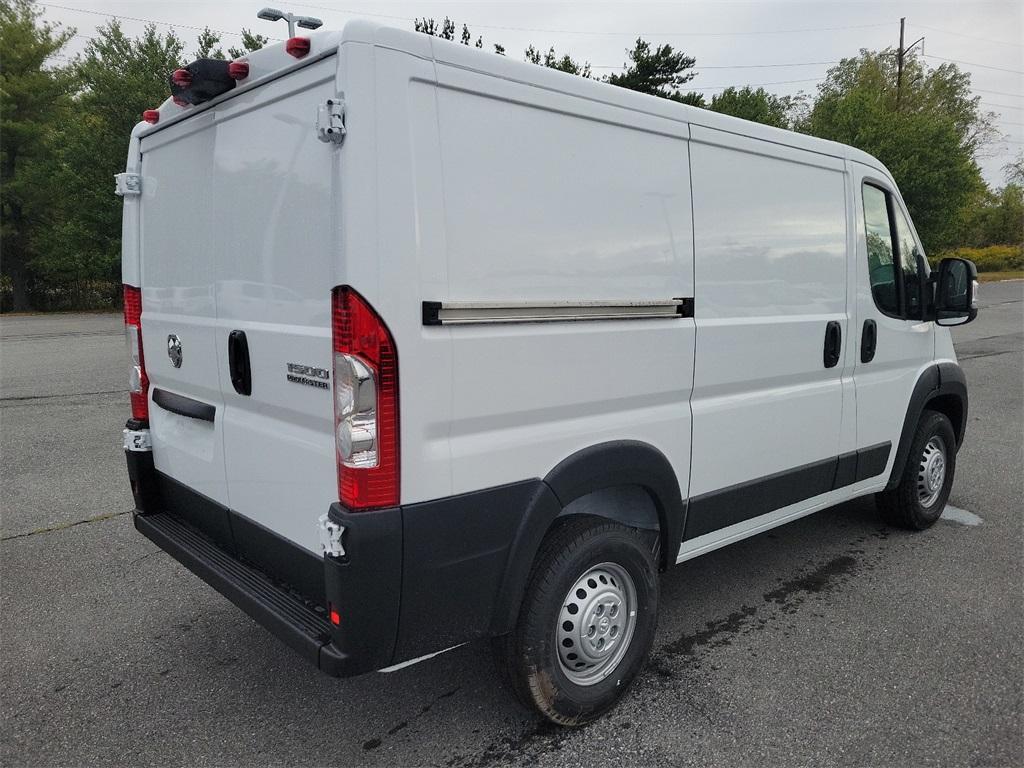 2024 Ram ProMaster 1500 Low Roof - Photo 4