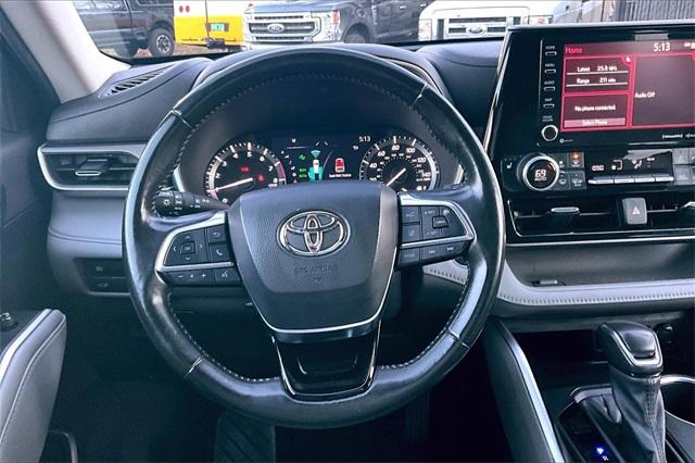 2021 Toyota Highlander XLE - Photo 5