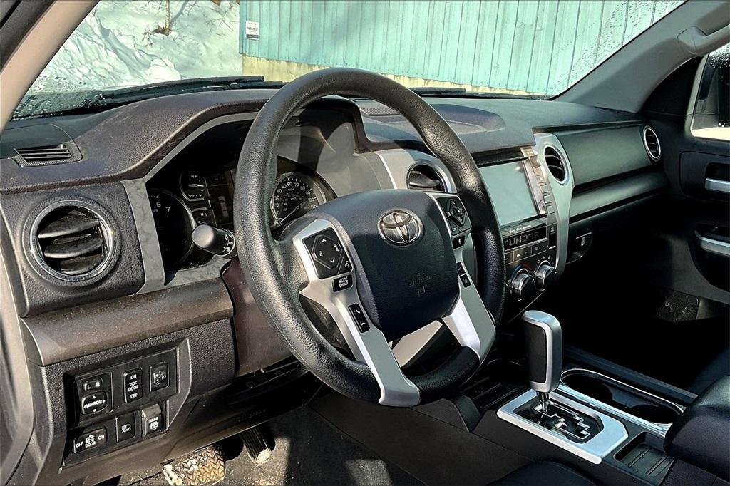 2020 Toyota Tundra Crewmax 4x4 - Photo 8