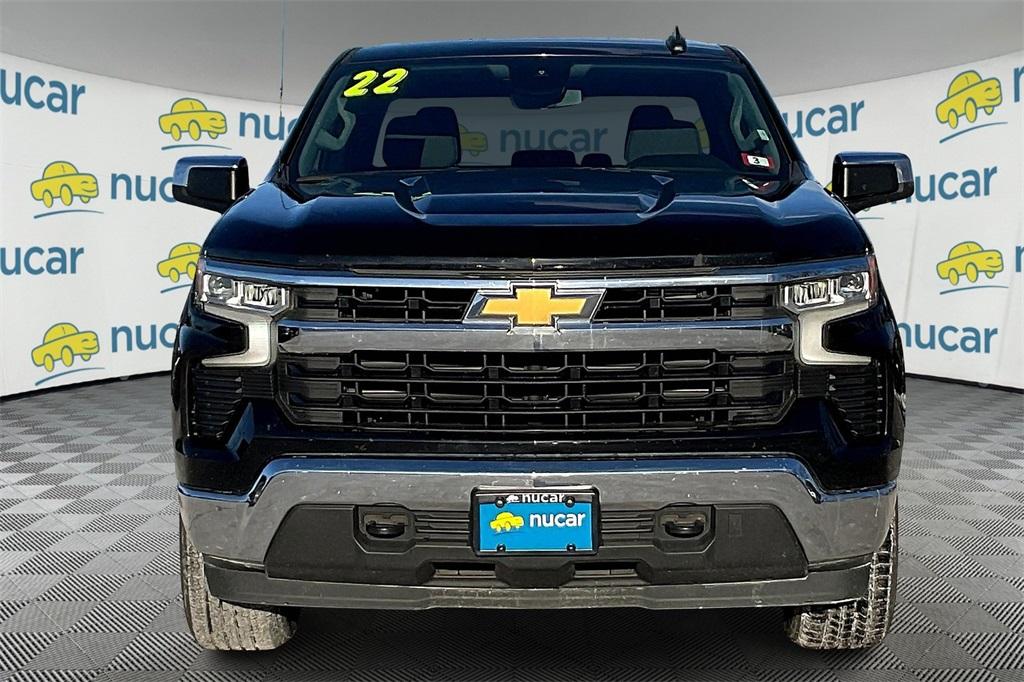 2022 Chevrolet Silverado 1500 LT - Photo 2