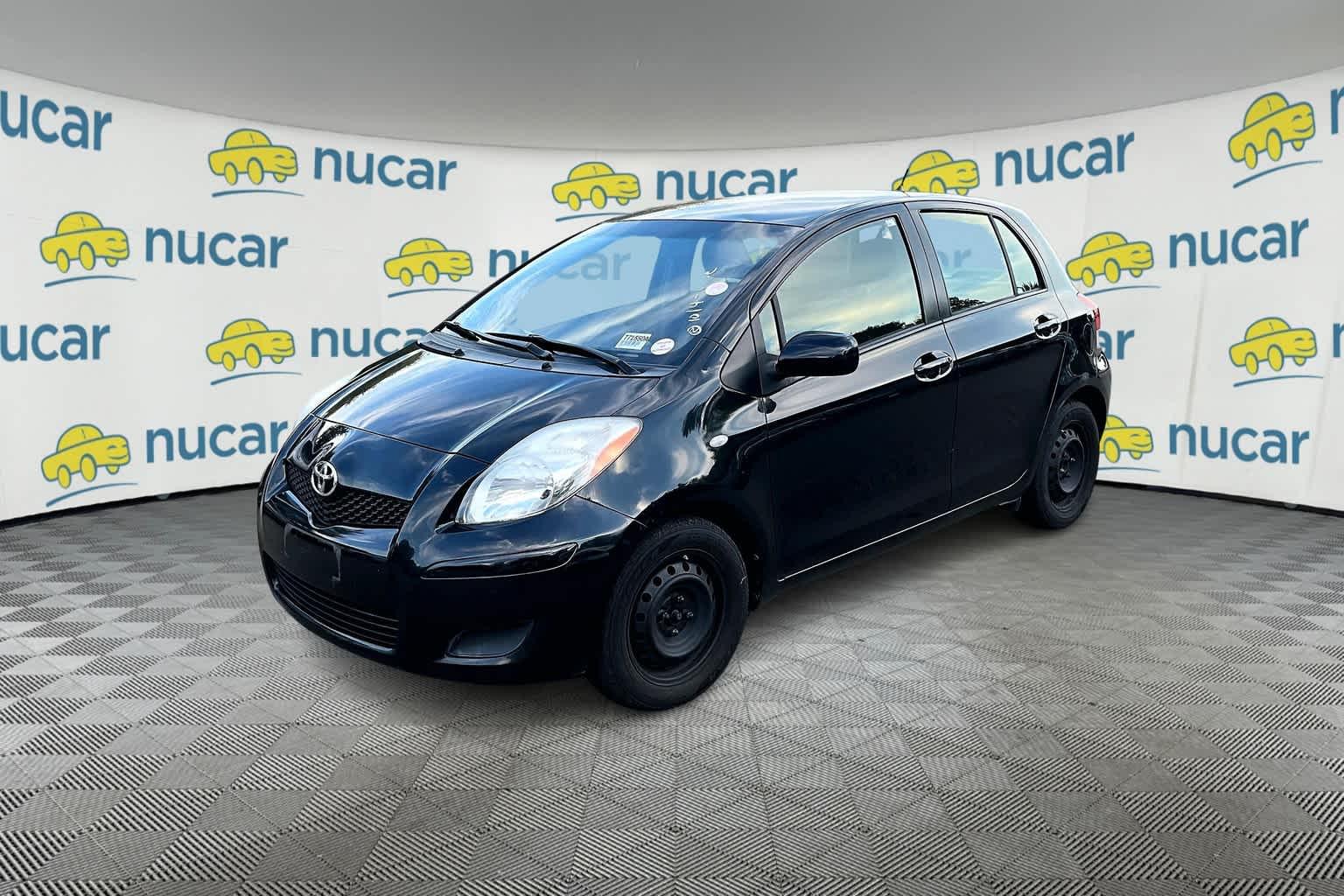 2010 Toyota Yaris  - Photo 2