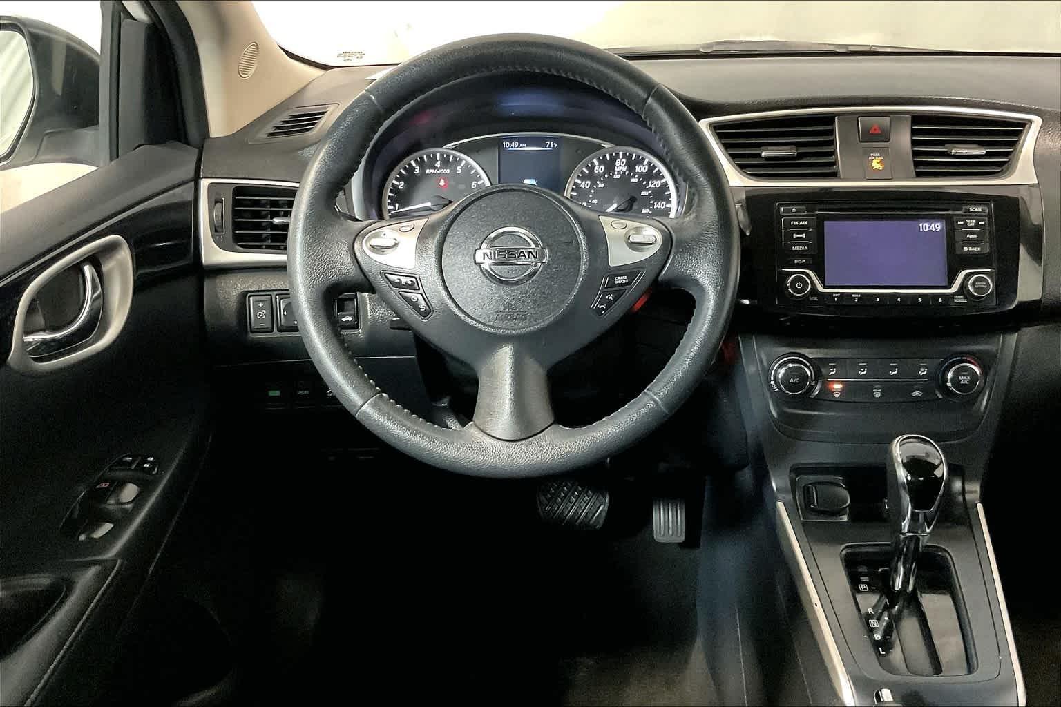 2016 Nissan Sentra SV - Photo 17