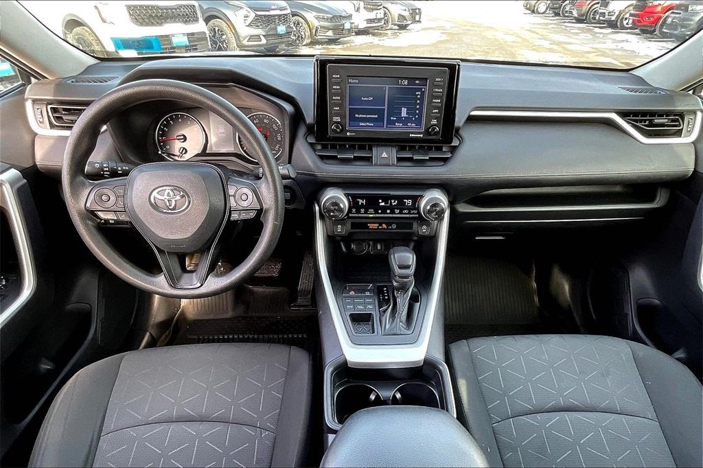 2021 Toyota RAV4 XLE - Photo 20