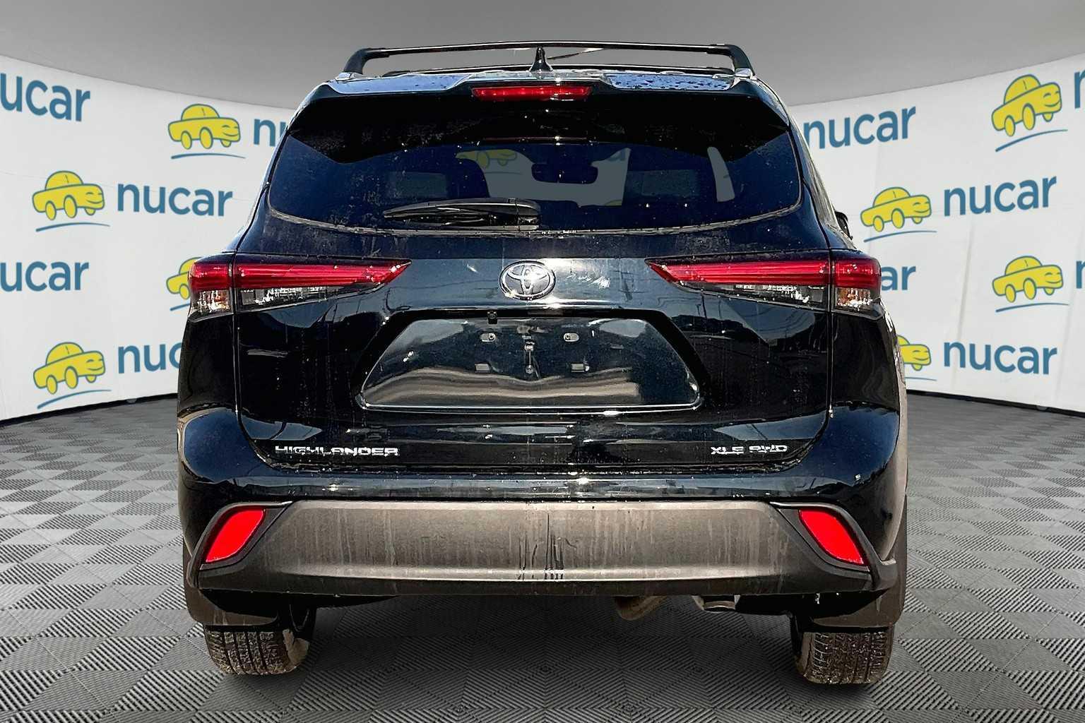 2023 Toyota Highlander XLE - Photo 5